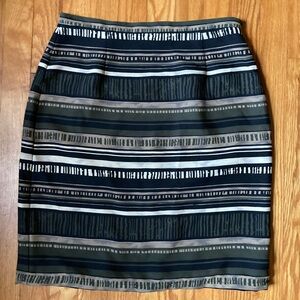 Josephine Chaus Geometric Striped Skirt 🖤🖤🖤